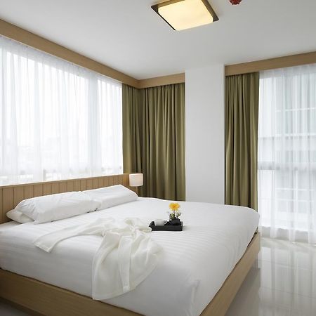 Modern Thai Suites Phuket Cameră foto