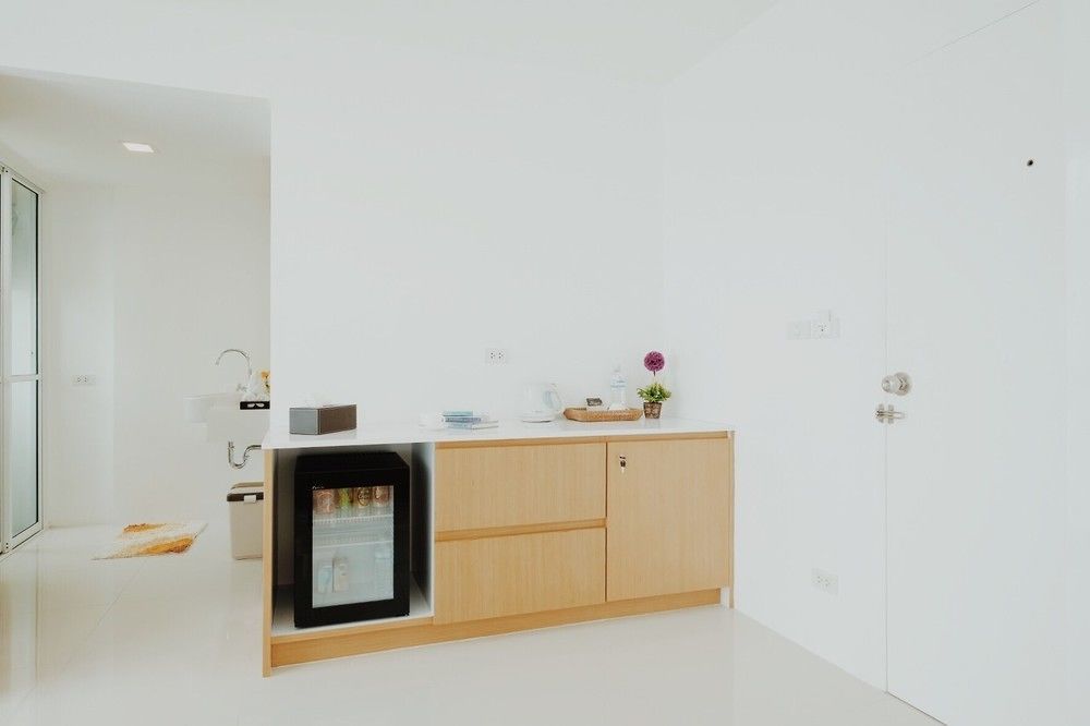 Modern Thai Suites Phuket Exterior foto